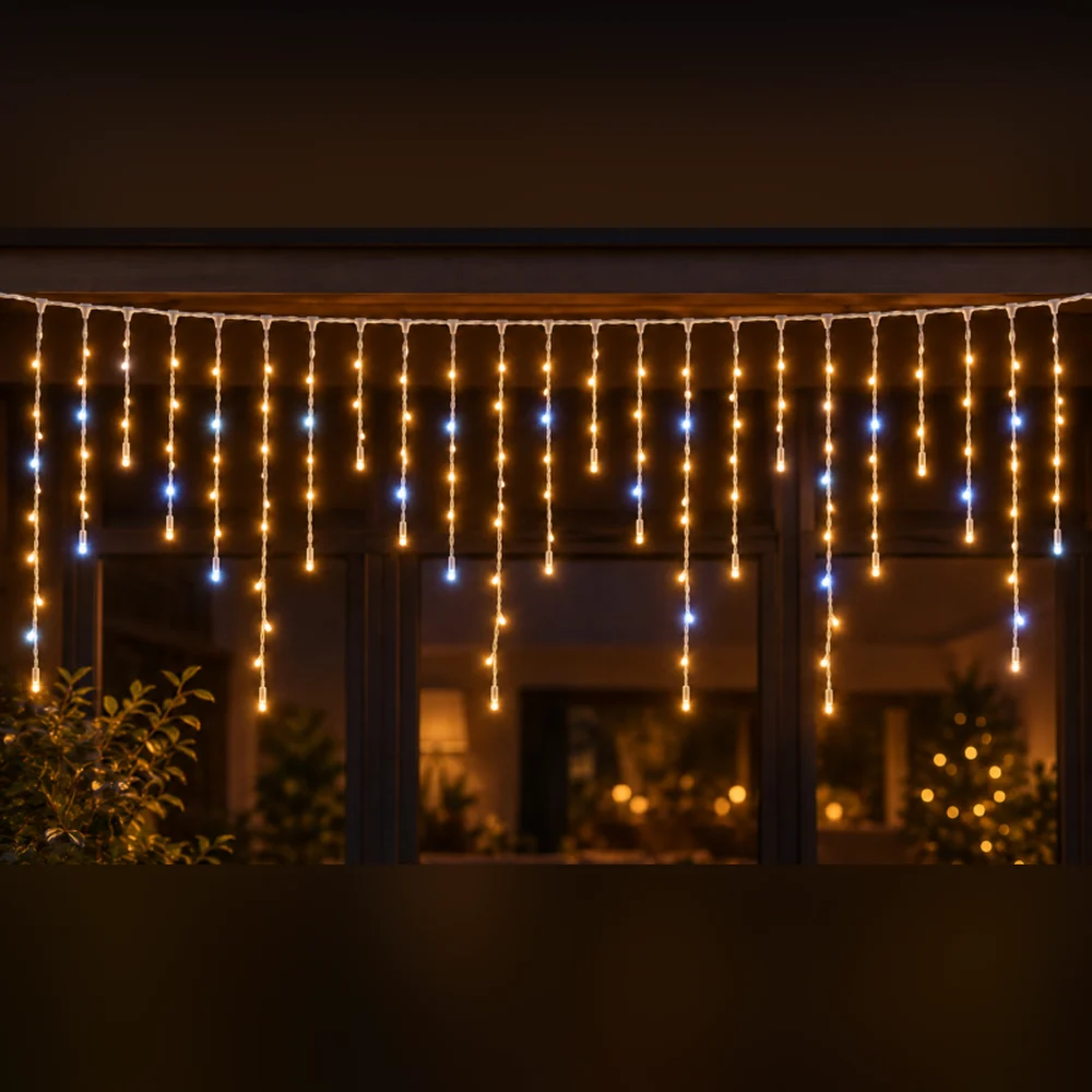 LED Saçak 152 LED 3 × 0,9 m IP65 Çakarlı – Gün Işığı, Beyaz Kablo